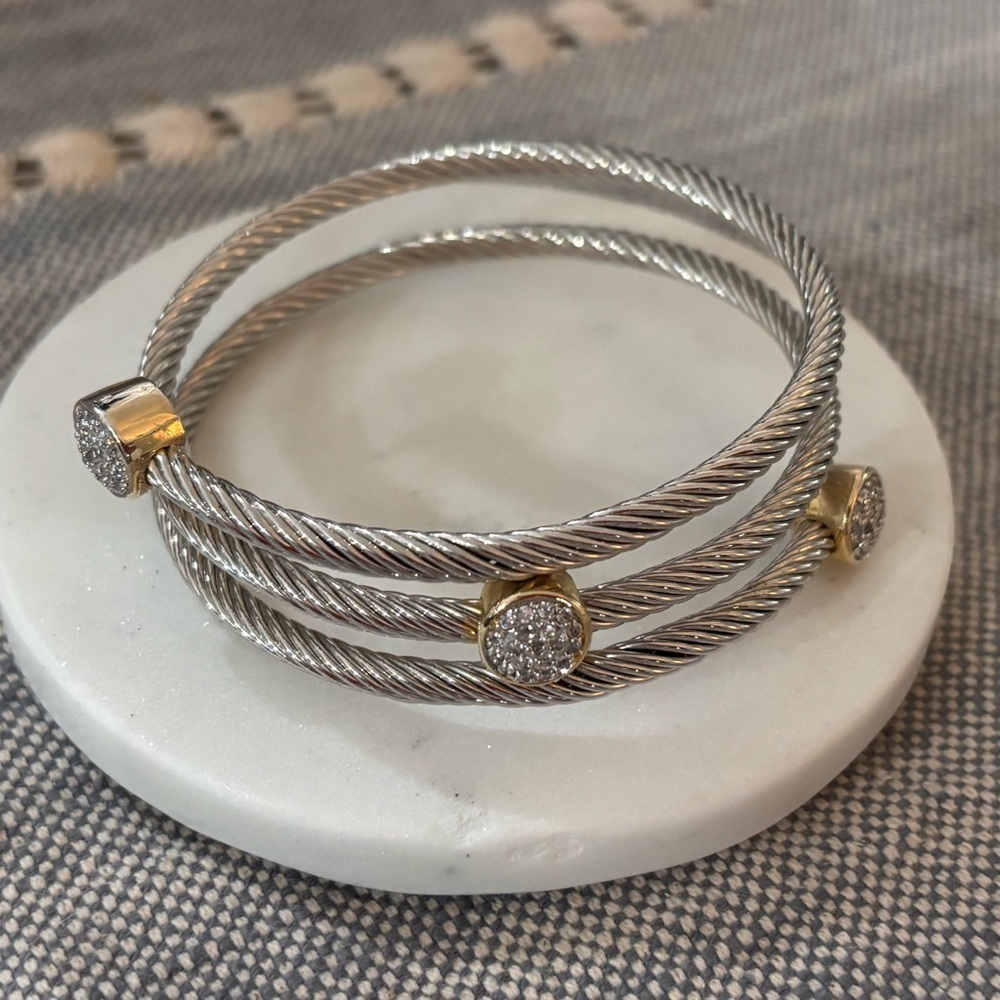 Elegant Silver and Gold Cable Bracelet